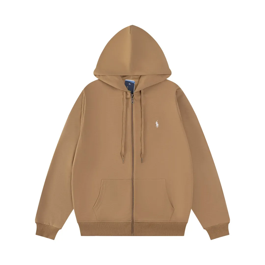 P236 #R95 Ralph Lauren/Ralph Lauren Twelve Color Pony🐎 Embroidered zipper cardigan jacket hooded sweatshirt This hooded sweatshirt is decorated with a simple style that represents Ralph Lauren. It is paired with a pony embroidery pattern, which is three-dimensional and full! The solid color fabric paired with exquisite embroidery instantly sets it off! Hooded sports design, loose and casual fit! The overall texture is very strong! Through the pictures, we can feel the thickness and texture of custom-woven and dyed threads. The workmanship is exquisite. They are shipped from major foreign trade factories. They are all made by masters with many years of experience. Everything is of high standards and requirements! Simple and versatile style ~ super delicate and soft, close to the body without being tied, all fabrics and accessories are original custom-made and of high quality! Perfectly reflects the brand’s sense of superiority! Standard cut, comfortable stretch, unrestricted movement! Highly practical, high-end and classy! Versatile style ~ can be paired with jeans or jogging pants. Ideal for transitioning from your morning commute to weekend events!  Color: Black with red label Black with white label Khaki Navy blue with red label Navy blue with white label White Light gray Dark gray Burgundy Army green Light blue Pink Size: S M L
